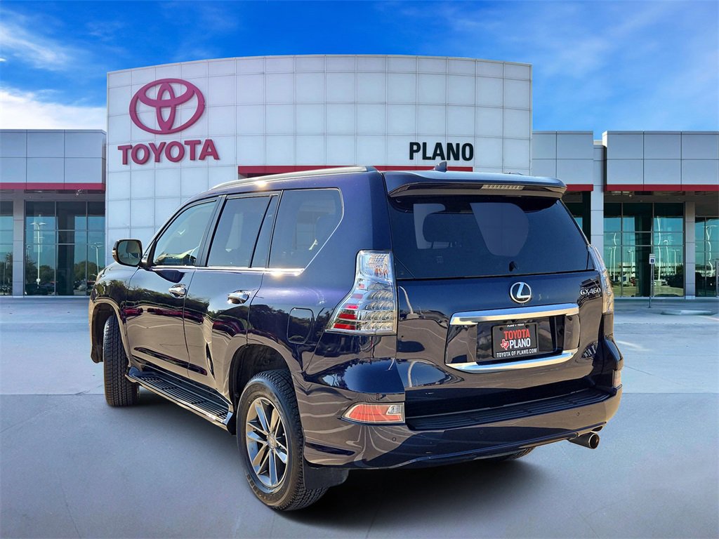 2022 Lexus GX 460 photo 2