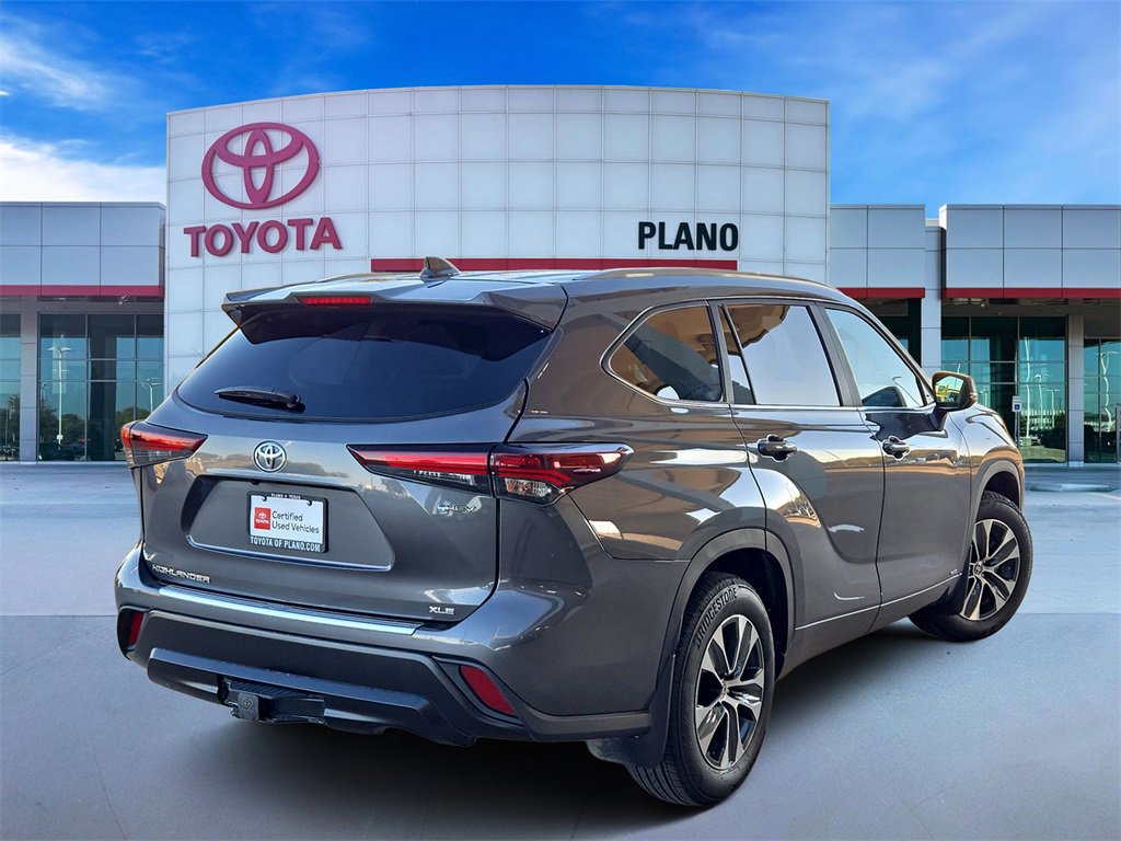 2025 Toyota Highlander Hybrid XLE photo 3