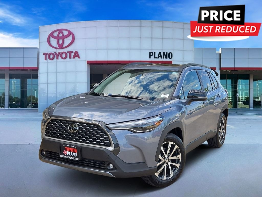 2025 Toyota Corolla Cross XLE