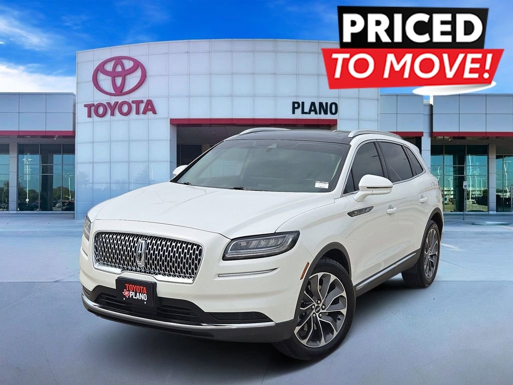 2022 Lincoln Nautilus Reserve FWD's photo