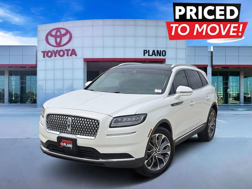 2022 Lincoln Nautilus Reserve FWD's photo