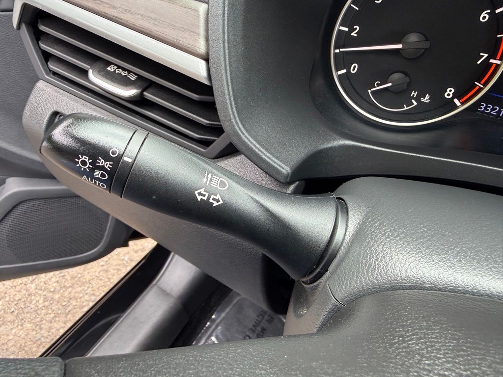 2025 Nissan Altima SV - Photo 27
