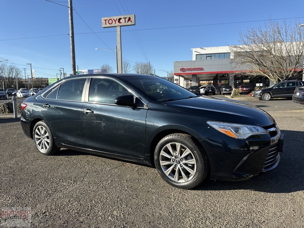 2017 Toyota Camry XLE