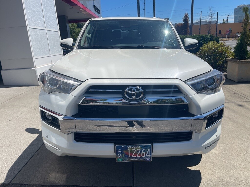 2023 Toyota 4Runner Limited photo 3