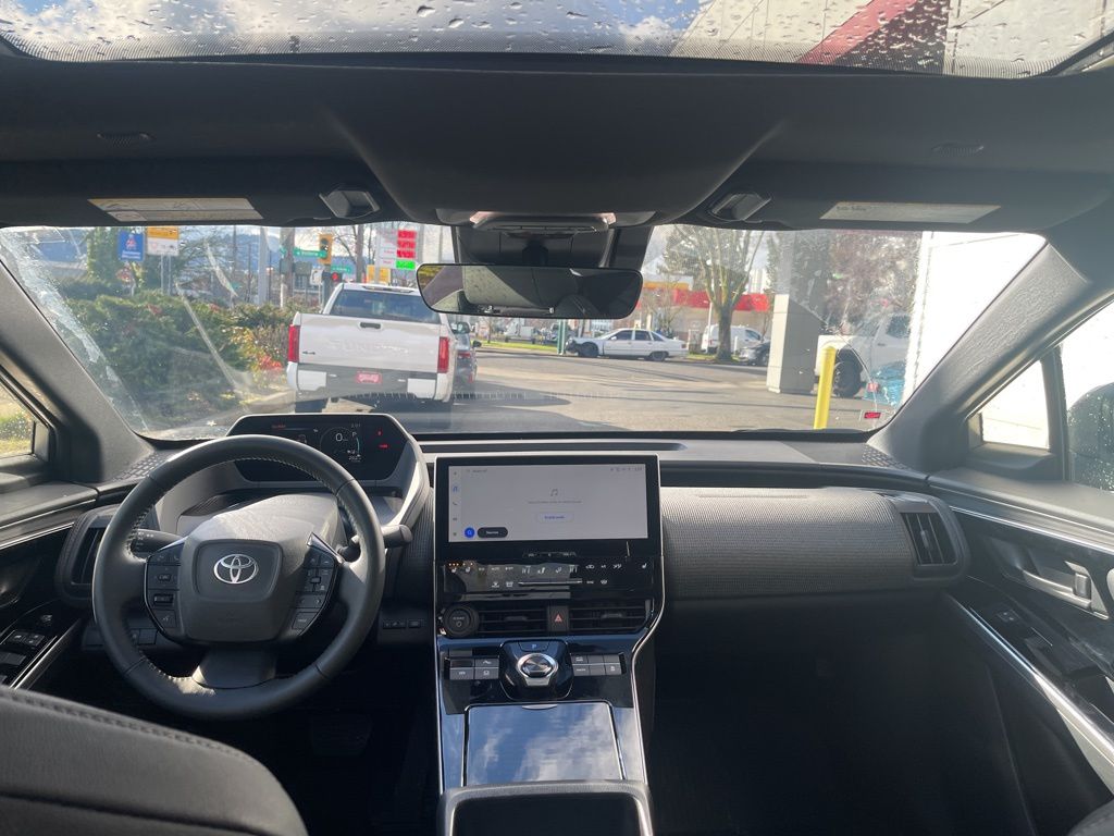 2025 Toyota bZ4X XLE - Photo 15