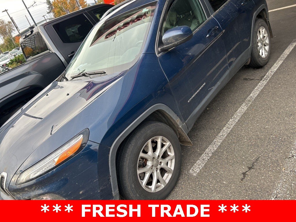 Used 2018 Jeep Cherokee Latitude Plus SUV