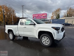 2025 Toyota Tacoma SR5 4X2 XTRACAB