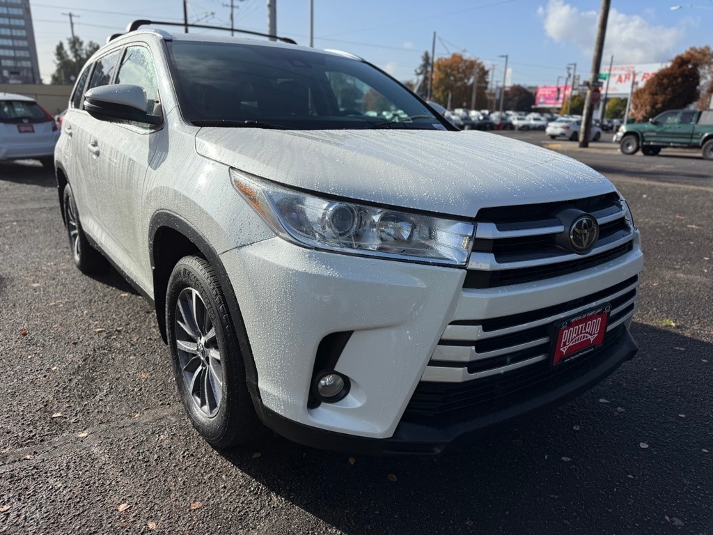 Used 2019 Toyota Highlander XLE SUV