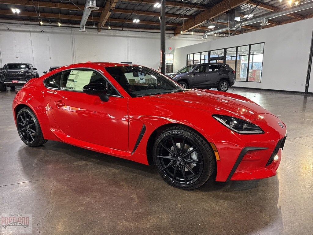 New 2025 Toyota GR86 Premium MT 2+2 COUPE 6 SPD M/T