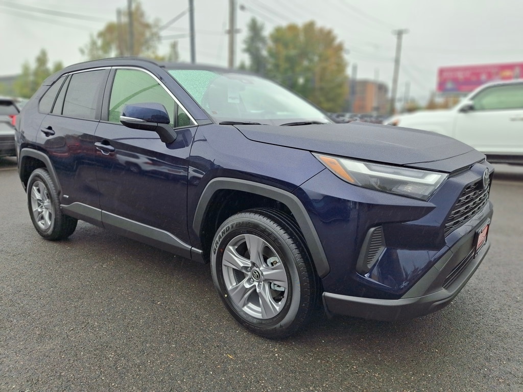 New 2025 Toyota RAV4 Hybrid XLE XLE AWD SUV