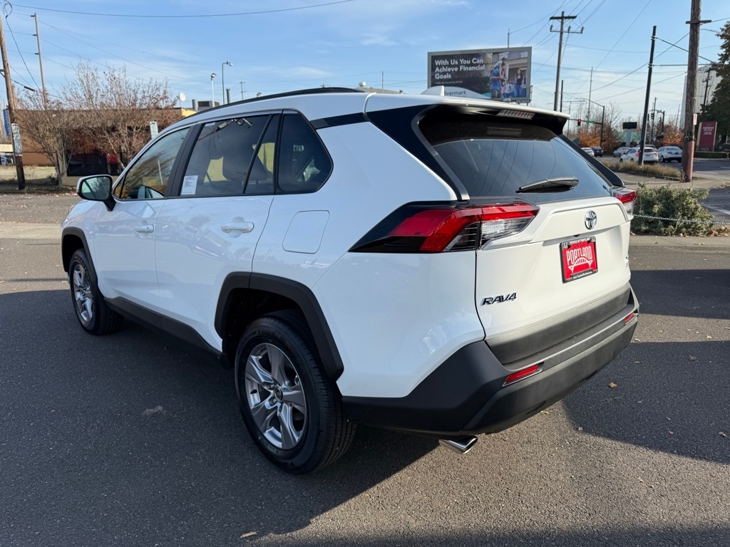 New 2025 Toyota RAV4 XLE XLE AWD SUV