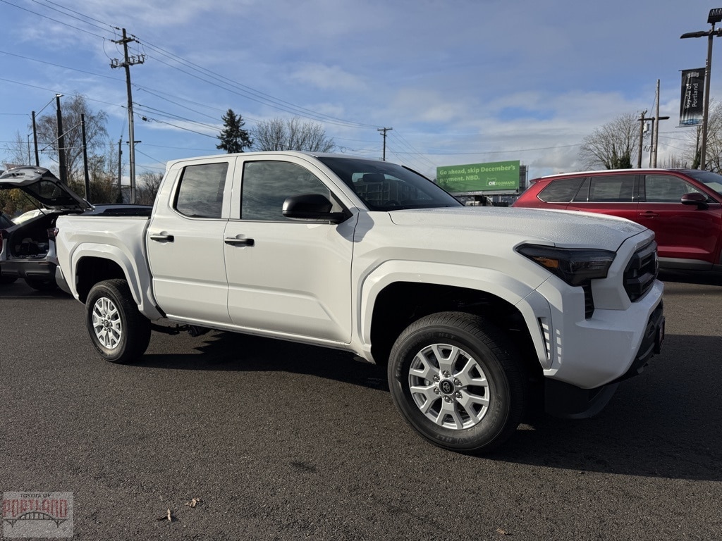 2025 Toyota Tacoma SR's photo