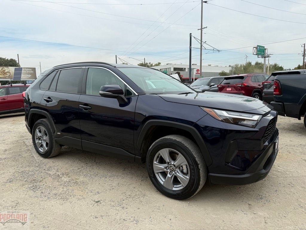 2025 Toyota RAV4