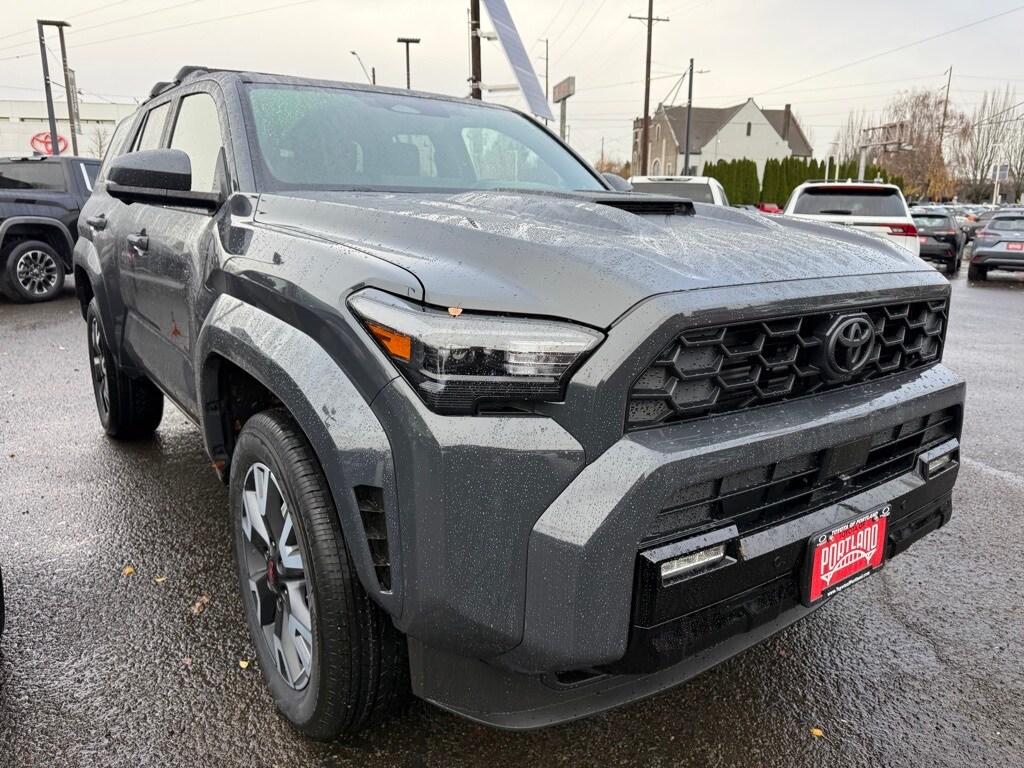 2025 Toyota 4Runner TRD Sport Premium photo 2