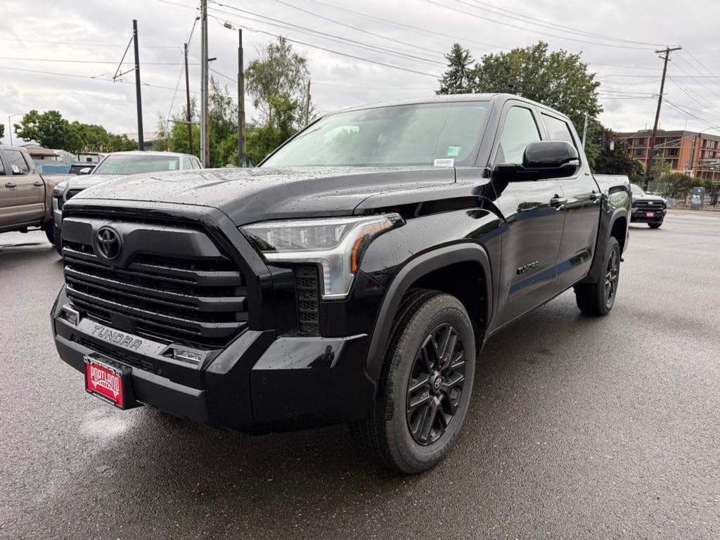 New 2026 Toyota Tundra Limited LIMITED CREWMAX 5.5