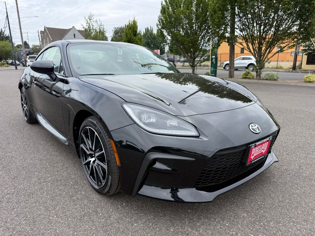 New 2026 Toyota GR86 MT 2+2 COUPE 6 SPD M/T