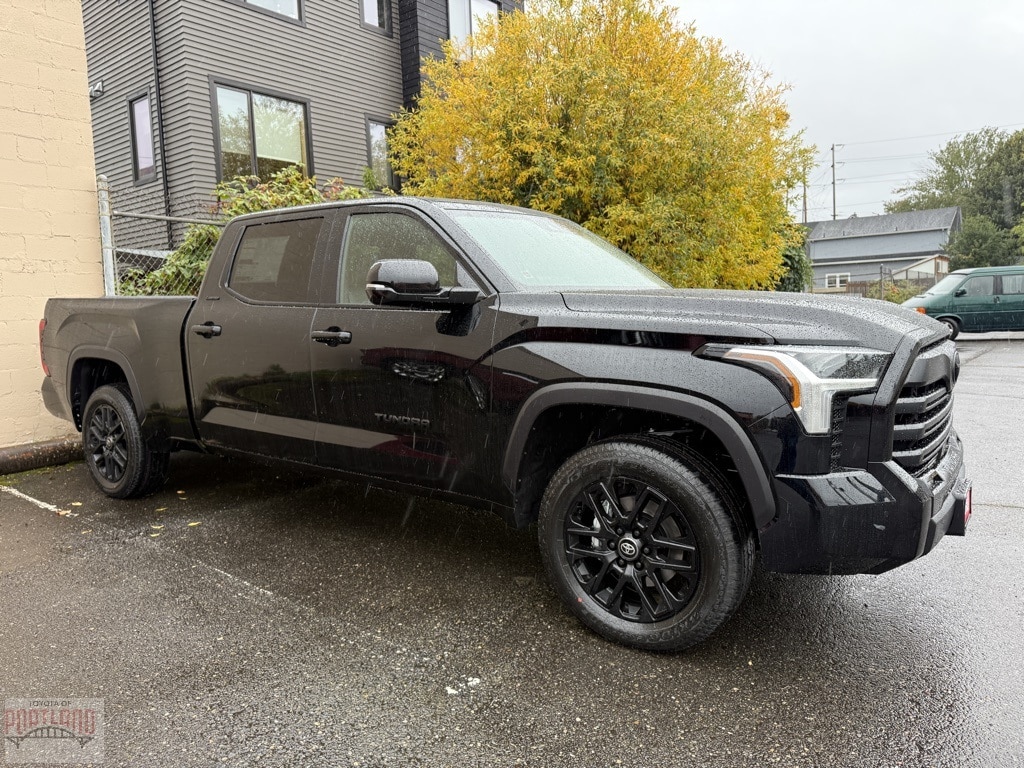 New 2026 Toyota Tundra Limited LIMITED CREWMAX 6.5