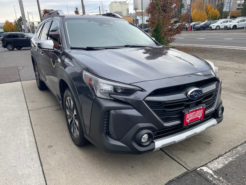 2023 Subaru Outback Touring XT photo 3