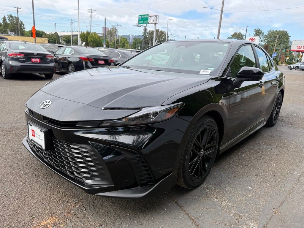 Certified 2025 Toyota Camry SE Sedan