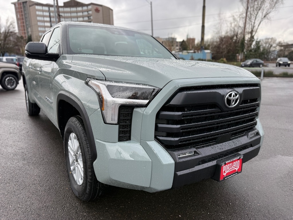 New 2026 Toyota Tundra SR5 SR5 CREWMAX 6.5