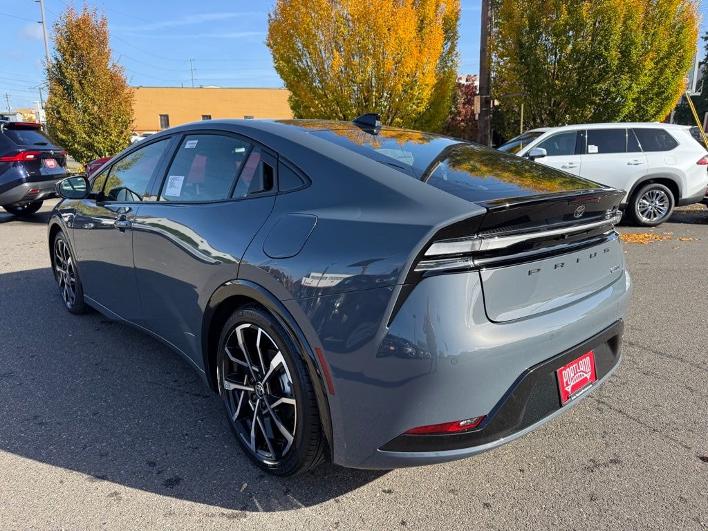New 2026 Toyota Prius Plug-in Hybrid XSE PLUG-IN HYBRID