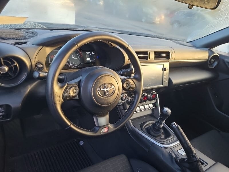 2022 Toyota GR86 Base photo 3