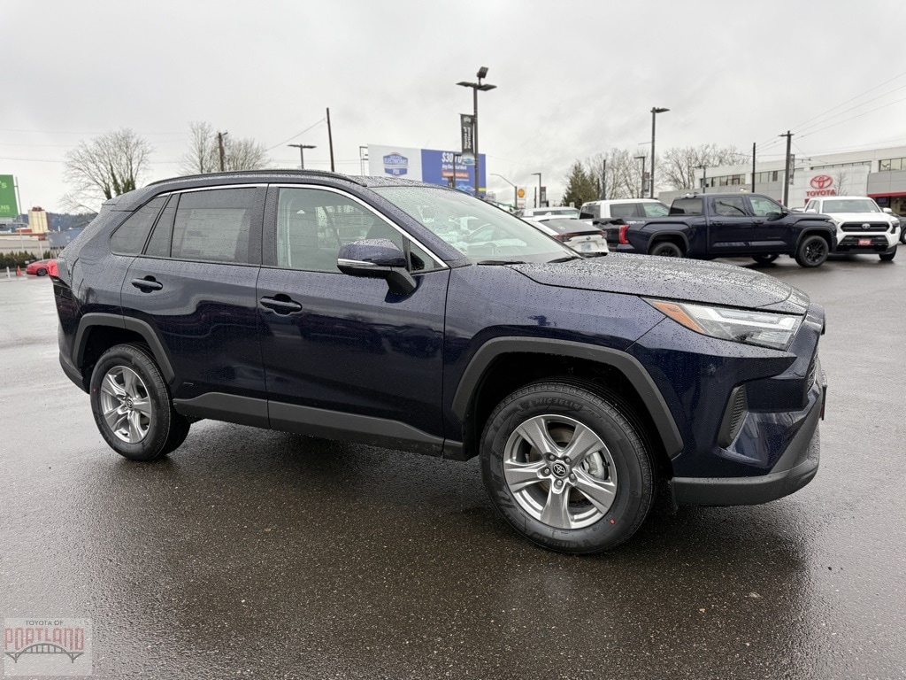 New 2025 Toyota RAV4 Hybrid XLE XLE AWD SUV