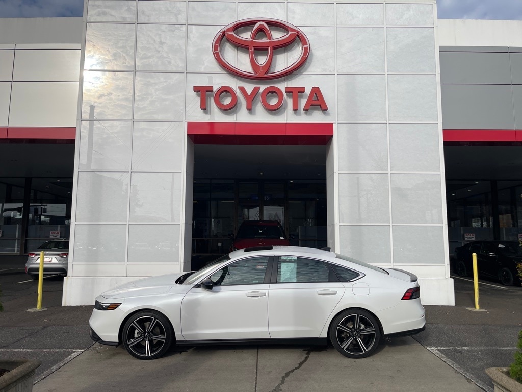 2023 Honda Accord Hybrid Sport's photo