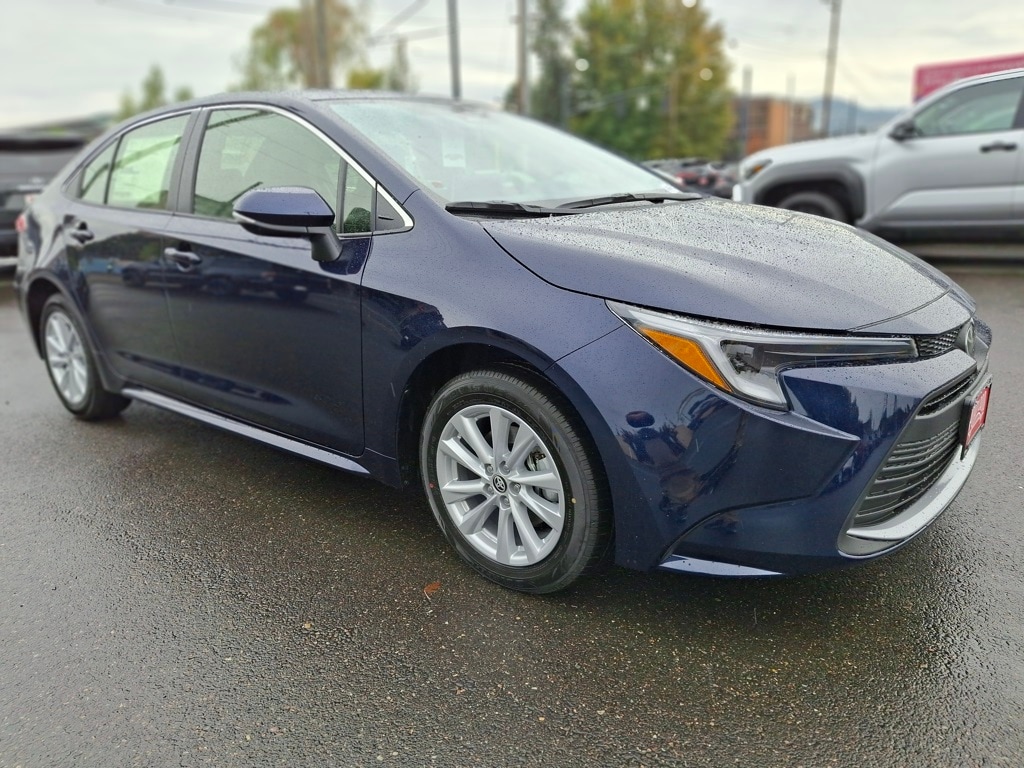 New 2026 Toyota Corolla Hybrid XLE XLE SEDAN