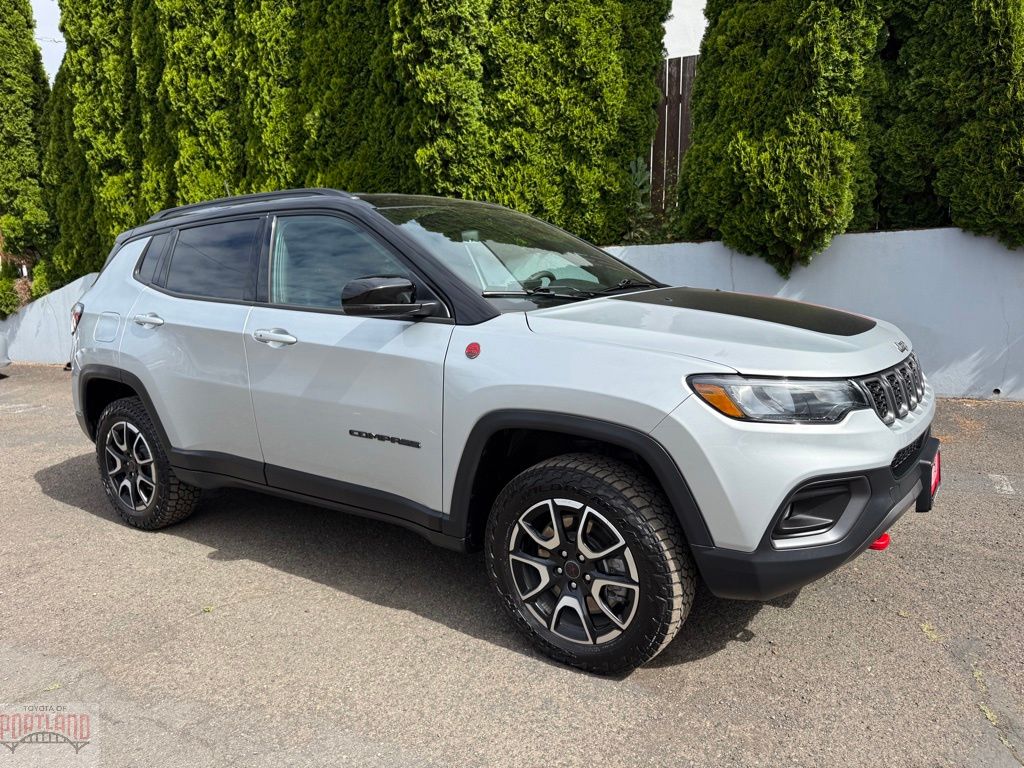 2025 Jeep Compass Trailhawk 4X4's photo