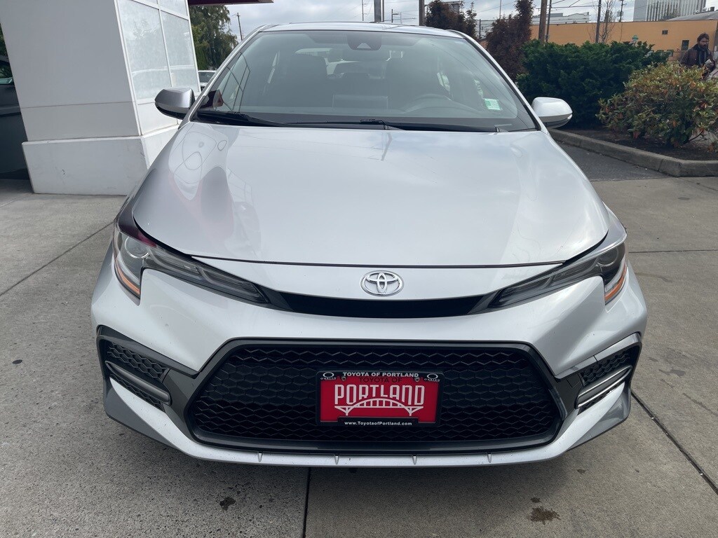 2020 Toyota Corolla SE photo 2