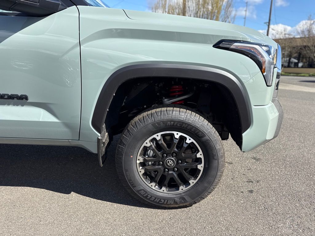 2026 Toyota Tundra SR5 - Photo 12