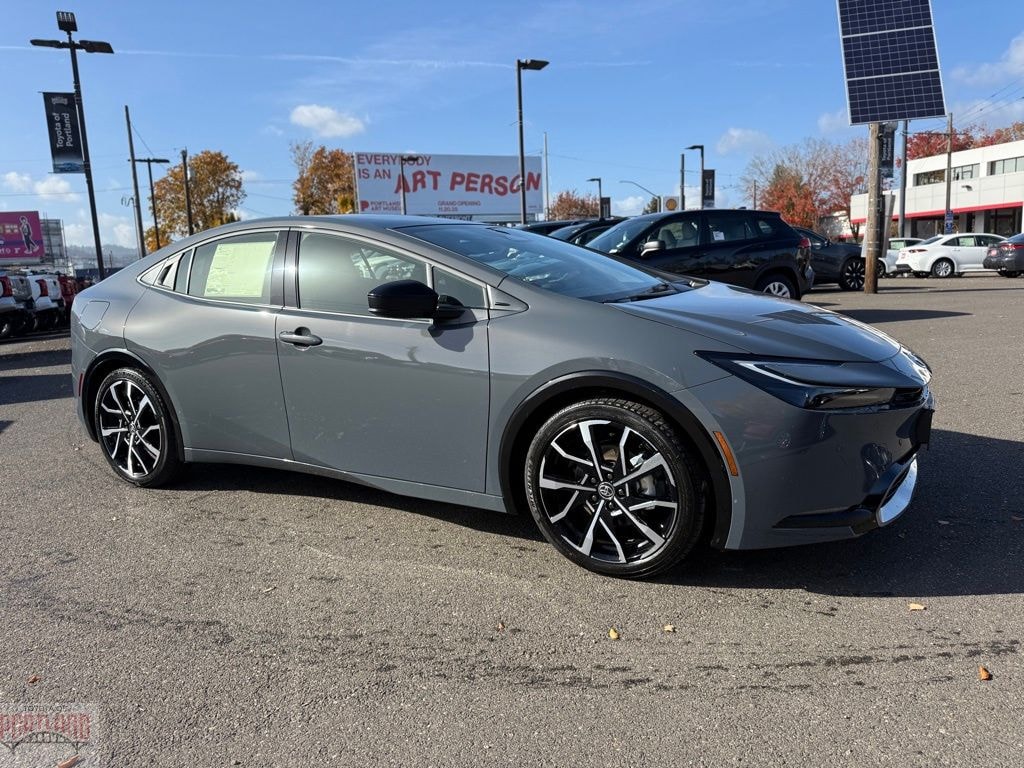 New 2026 Toyota Prius Plug-in Hybrid XSE PLUG-IN HYBRID