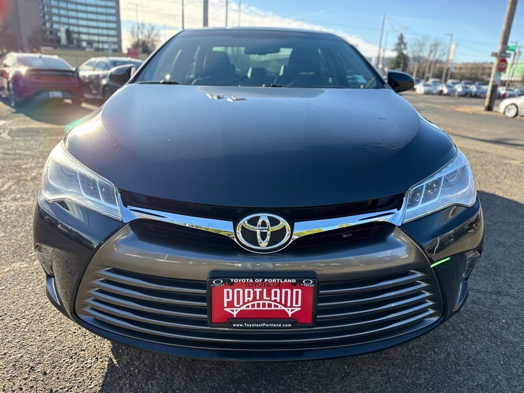 Used 2017 Toyota Camry XLE Sedan