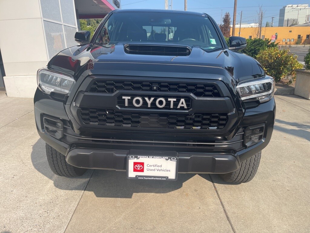2022 Toyota Tacoma TRD Pro photo 2