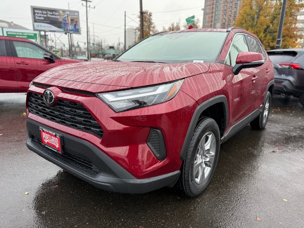 New 2025 Toyota RAV4 Hybrid XLE XLE AWD SUV