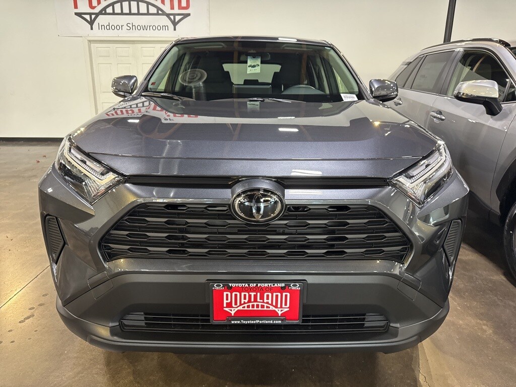 New 2025 Toyota RAV4 LE LE AWD SUV