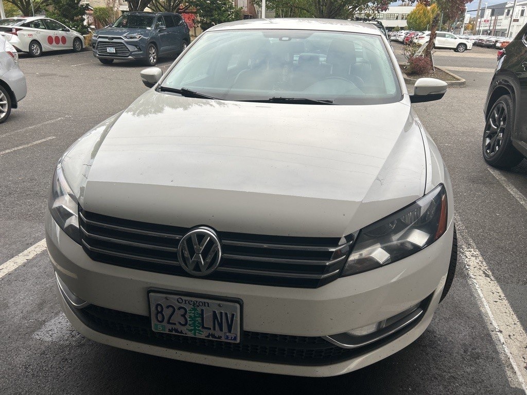 Used 2015 Volkswagen Passat 1.8T S Sedan