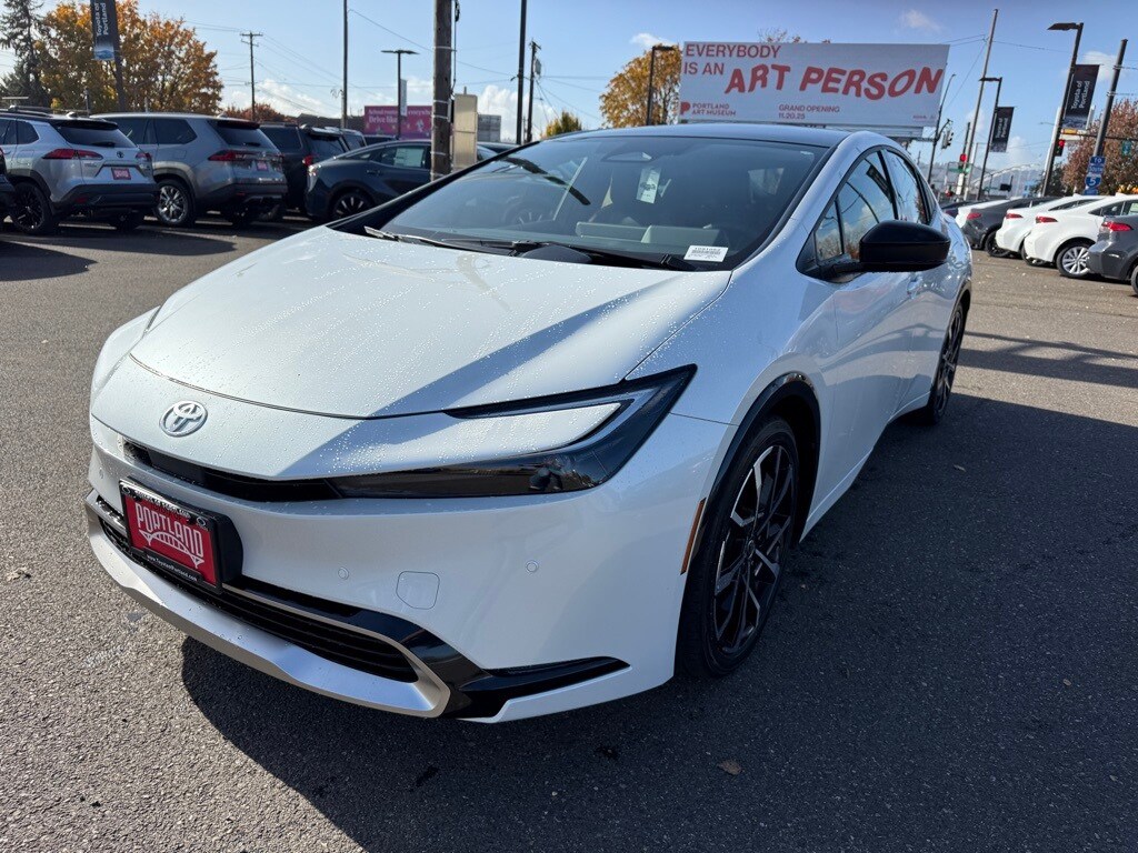 New 2026 Toyota Prius Plug-in Hybrid XSE PLUG-IN HYBRID