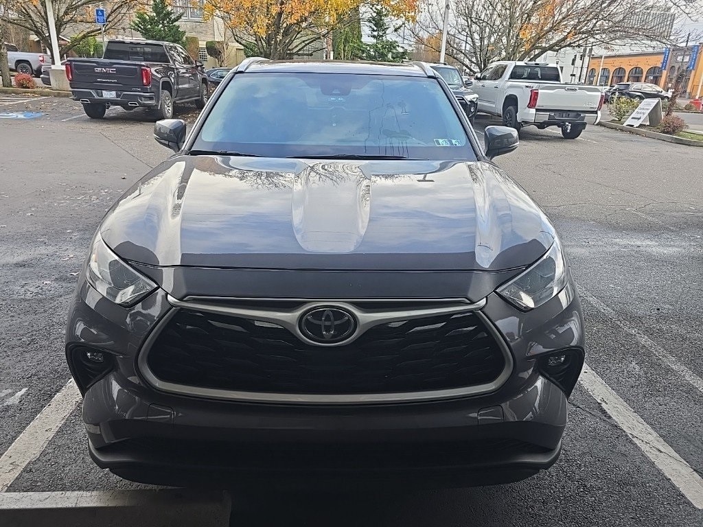 Used 2023 Toyota Highlander XLE SUV