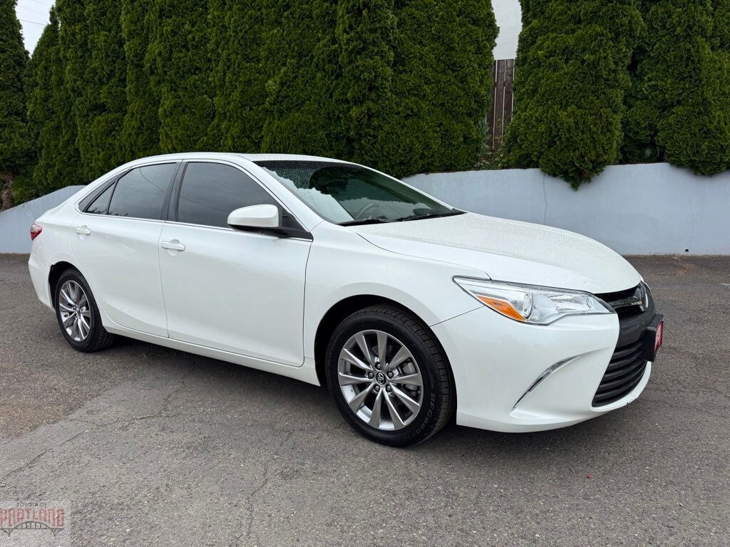 Used 2017 Toyota Camry XLE Sedan
