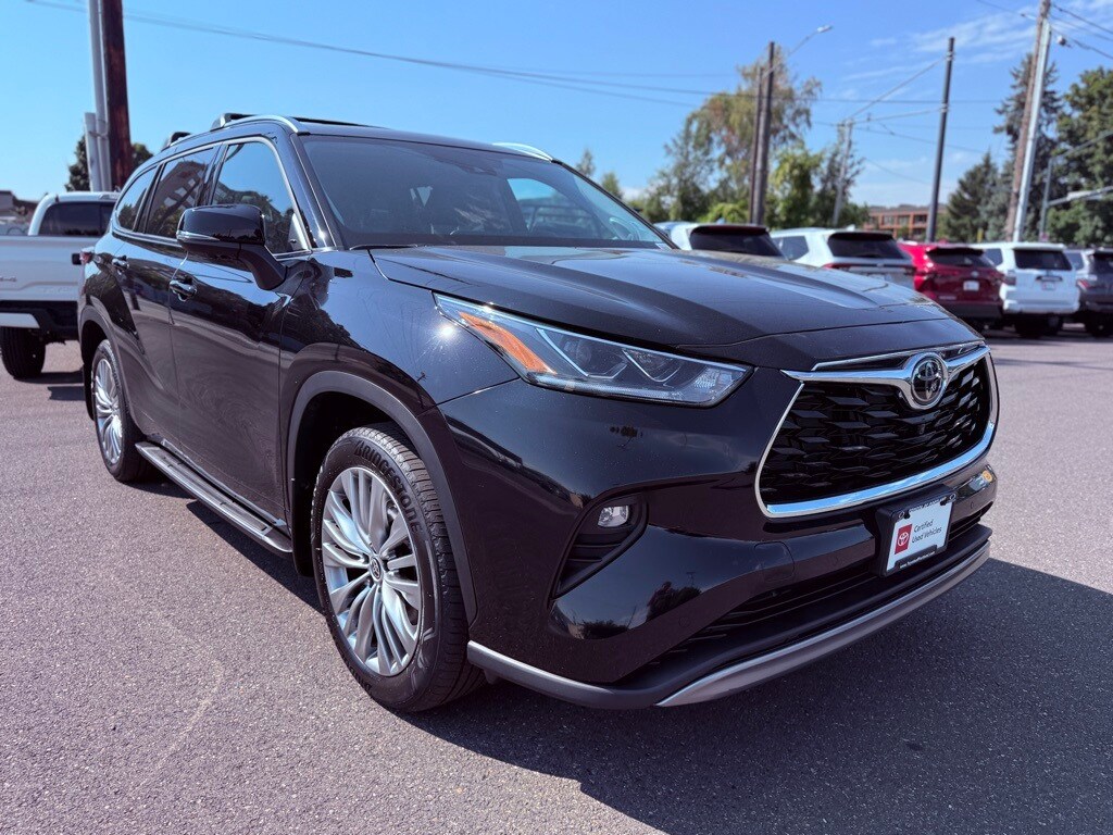 2024 Toyota Highlander Platinum photo 4