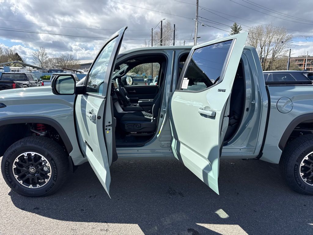 2026 Toyota Tundra SR5 - Photo 18