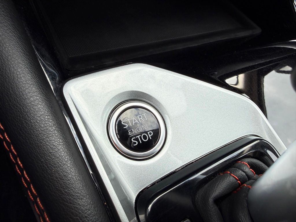 2025 Nissan Altima SR - Photo 22