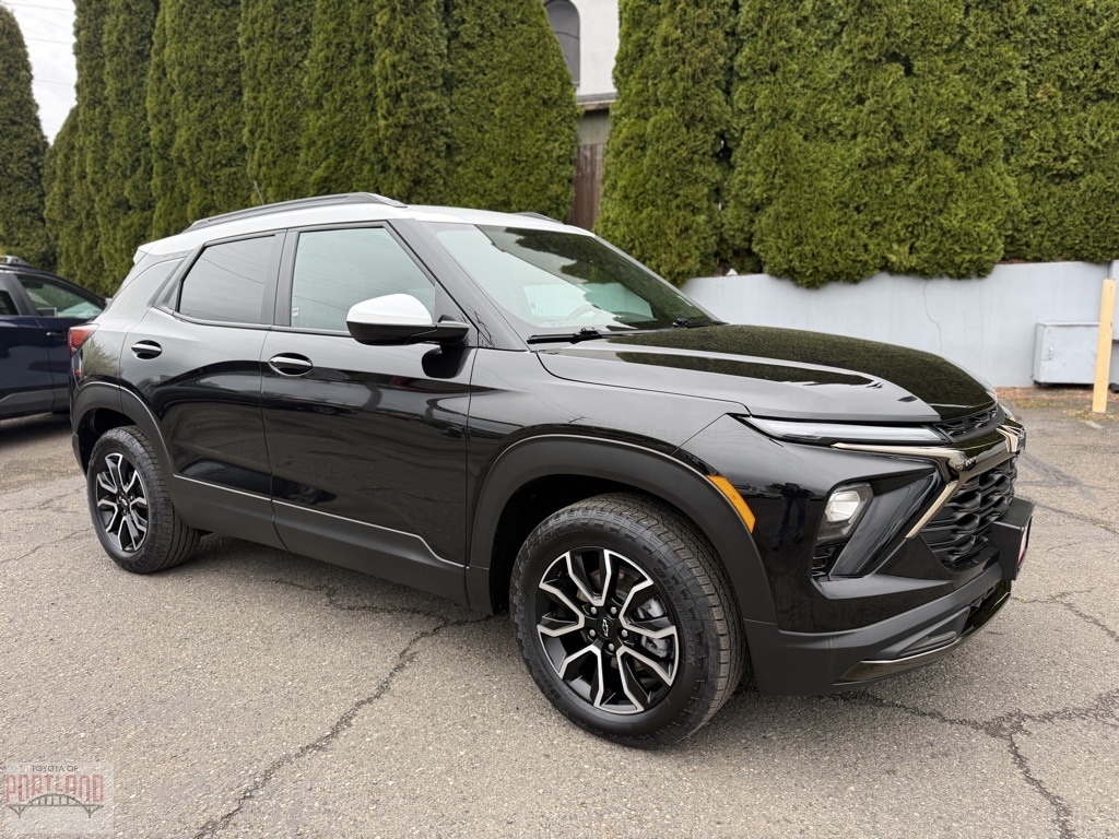 Used 2025 Chevrolet Trailblazer Activ SUV