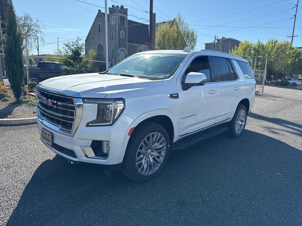 Used 2023 GMC Yukon SLT SUV