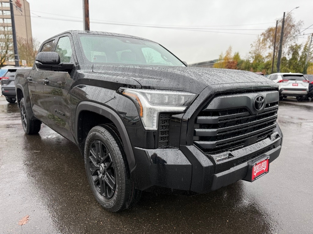 New 2026 Toyota Tundra Limited LIMITED CREWMAX 5.5