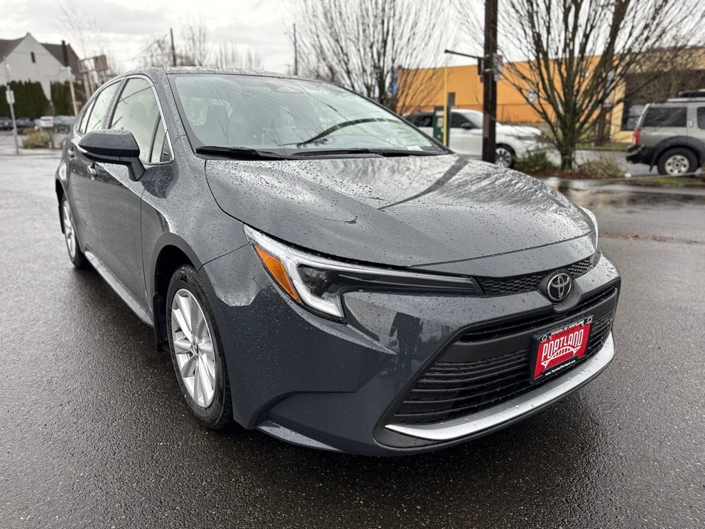 New 2026 Toyota Corolla Hybrid XLE XLE SEDAN