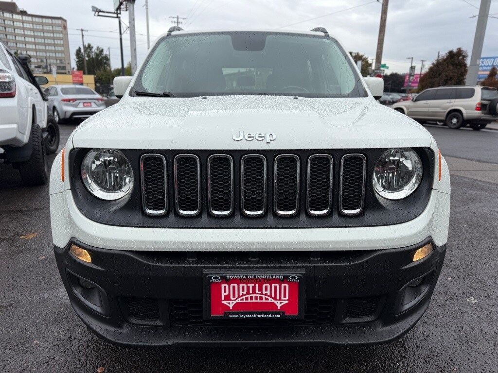 2017 Jeep Renegade Latitude North Edition photo 3