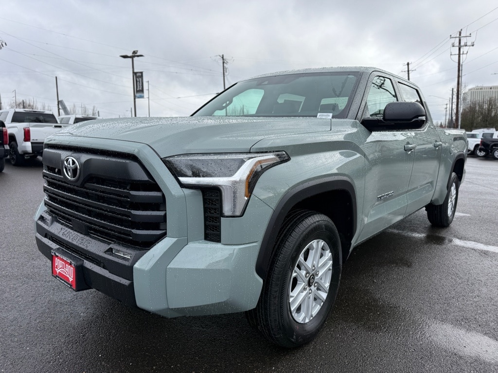 New 2026 Toyota Tundra SR5 SR5 CREWMAX 6.5
